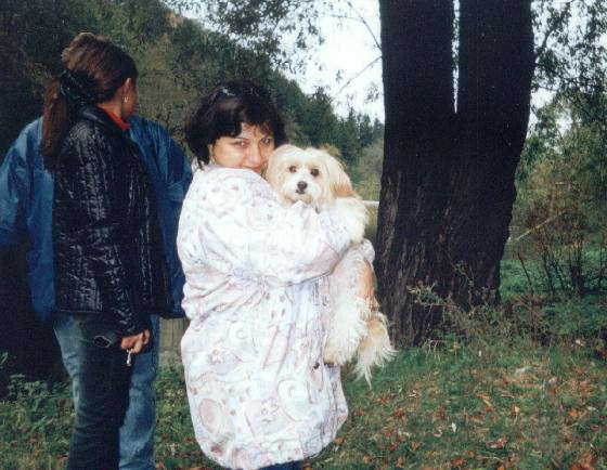 Mama 1 si catelu' altora